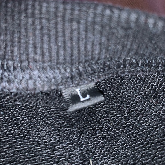 Graphic black crew - Picture 3 of 3